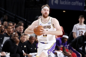 蒂米：感谢湖人教练组的信任 让我出任四号位并获得上场时间