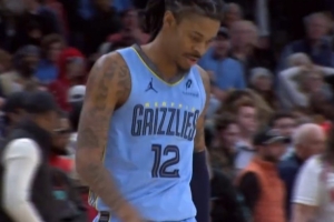 有暂停没叫！莫兰特接管最后一攻 高难度后仰绝杀三分不中