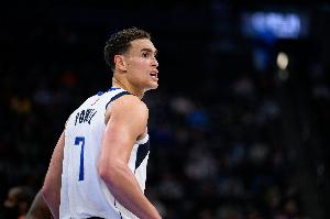 鲍威尔进首发后保持不败 基德：那就继续让他首发 这是他应得的