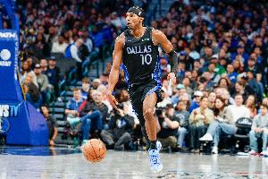 替补高效！布兰登·威廉姆斯10中7拿下19分5板4助