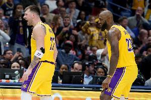 雷迪克：我们表现不佳时通常都因为传球不够 并不信任彼此