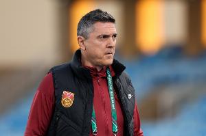 足球报介绍安东尼奥球员生涯：曾获西乙金靴，入选过西班牙国字号