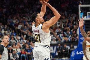 Stein：掘金探索阵容末段交易选项 想要避税并将斯潘塞·琼斯转正