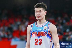 尽力了！阿不都沙拉木15中9得到21分5板1帽 三分2中2&第二节13分