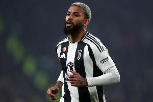 TA：维拉租借道格拉斯·路易斯达成协议，可选择2500万欧买断球员