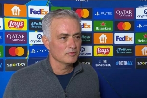 穆里尼奥：我安慰赫伊森说皇马只输了2-4而已，我们原本能进更多