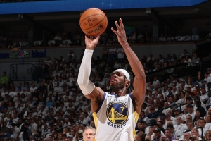 感觉又行了！希尔德半场5中4射落11分 三分4中3&一度连中俩三分