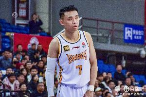 这表现不值顶薪！原帅全场隐身 3中0仅拿到3篮板&正负值-5