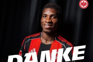 官方：法兰克福28岁右后卫布塔加盟哥本哈根