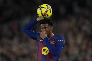 巴尔德：我们在防守层面还能提高 有时人们忘了亚马尔才18岁