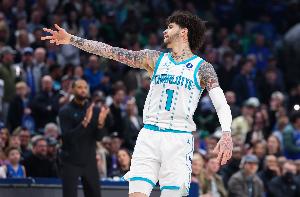 没想到吧！黄蜂险胜马刺豪取6连胜 为联盟现存最长连胜纪录