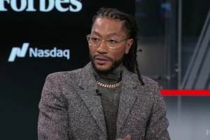 一个词形容职业生涯？罗斯：赢家 我没任何遗憾 感觉就像拿了11冠