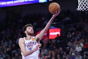 新科全明星！切特首节3中0仅靠罚球拿到2分 三分2中0