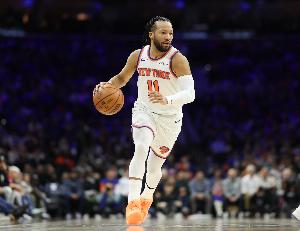 手感不够串联凑！布伦森送赛季新高13助 投篮15投仅4中