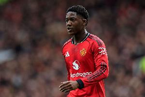 梅努：大家都为舍什科进球感到高兴 我们是曼联必须保持高水准