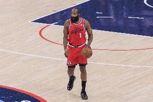 皮尔斯：讨厌篮球被商业化毁掉 本想看哈登在快船打完这一季的