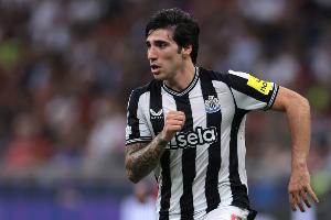 纽卡CEO谈托纳利转会传闻：我对此毫不知情，他与纽卡有合同在身