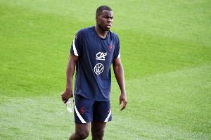 罗马尼亚媒体：祖马和哈萨克斯坦球队谈判，要求35万欧年薪+奖金