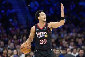 卫冕冠军补强！麦凯恩被76人交易去雷霆 换1个首轮签和3个次轮签